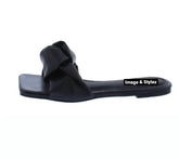 Comfortable sandals with chunky twisted strap design.